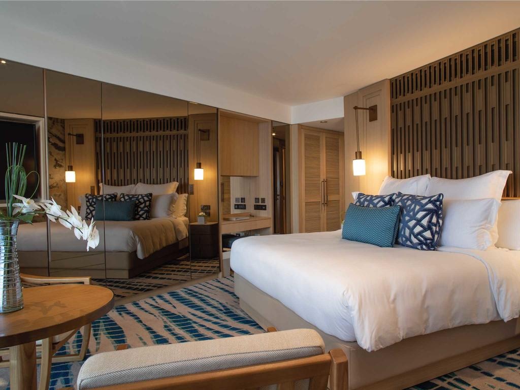room-jumeirah-beach-hotel.jpg