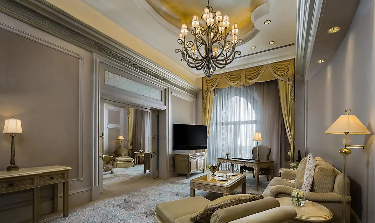 abu-dhabi-emirates-palace-palace-suite-coral-lounge-1.jpg