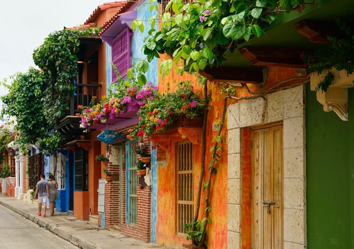 cartagena-travel-guide-colorful-street-in-the-old-city-1150x808.jpg